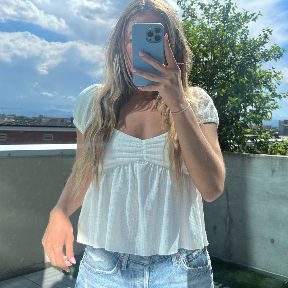 White Off-Shoulder Top - Picture 4 of 7